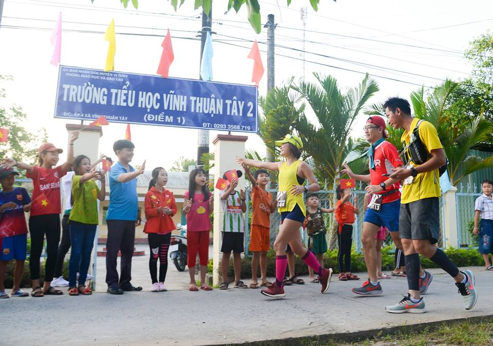 Những khoảnh khắc đẹp nao lòng của Mekong Delta Marathon 2019 Những khoảnh khắc đẹp nao lòng của Mekong Delta Marathon 2019